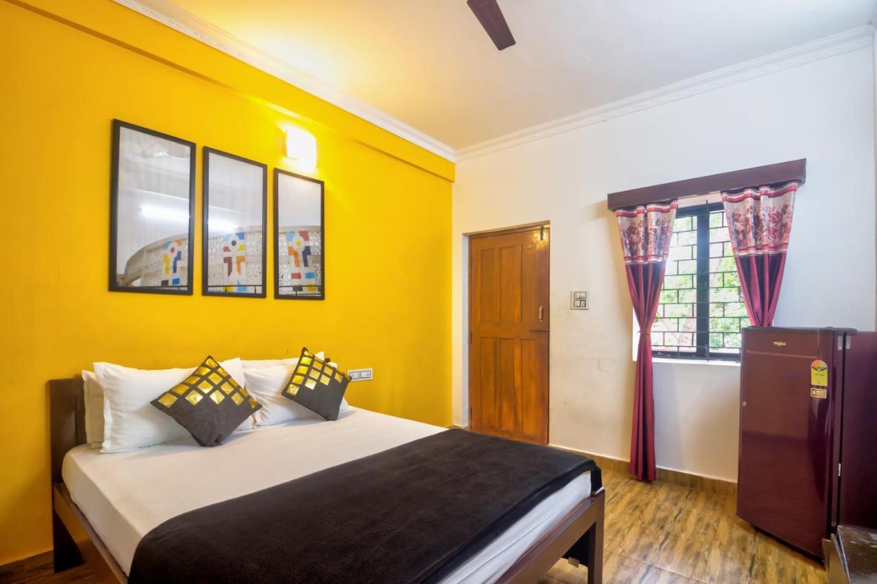 Calangute Roses Boutique Goa Villa Verla ภายนอก รูปภาพ