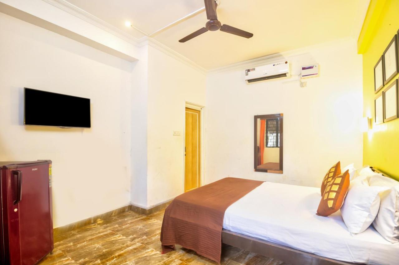 Calangute Roses Boutique Goa Villa Verla ภายนอก รูปภาพ